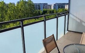 Wellsituated 1 Bedroom Condo In Warsaw Freeparking